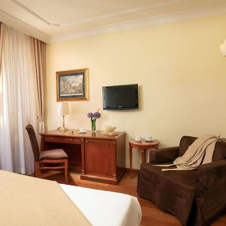 Hotel Homs Rom Exteriör bild