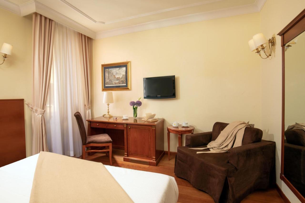 Hotel Homs Rom Exteriör bild