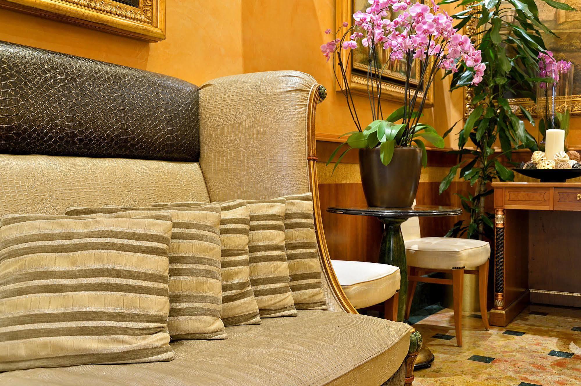 Hotel Homs Rom Exteriör bild