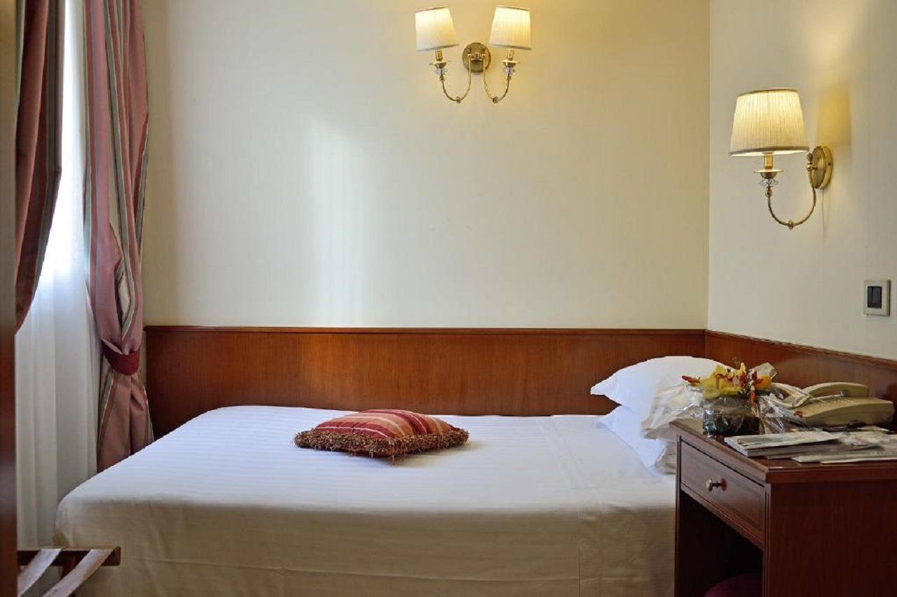 Hotel Homs Rom Exteriör bild